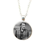 Collier pendentif Johnny Hallyday - Photo 15 modèles | Johnny Hallyday Fanclub